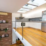 Artist\'S Nest - Loft Con Patio Esclusivo